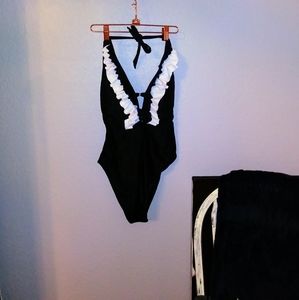 NWT-Tempt Me one piece-XL